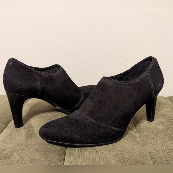 Ecco Alicante Black Suede Pumps Booties Heels Size EU 40 US 9/9.5 - Picture 1 of 12